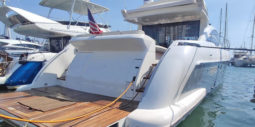 
										AZIMUT 62 full									