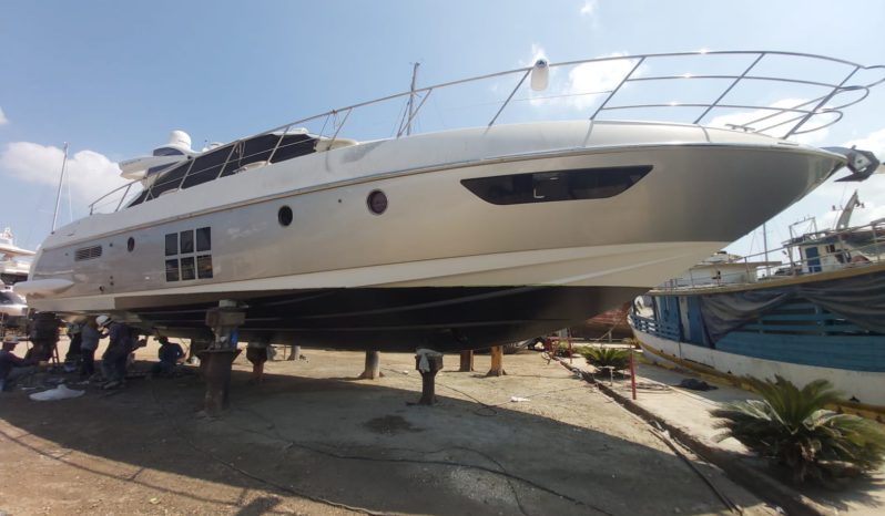 
								AZIMUT 62 full									