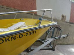 
										BOSTON WHALER 17 full									