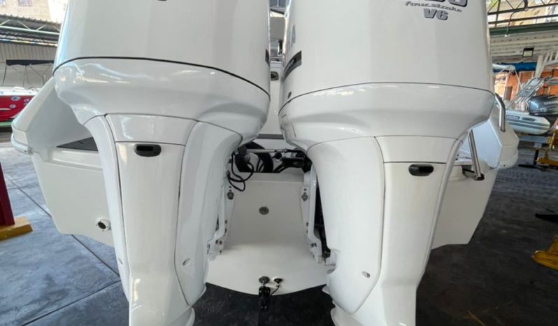 
								BOSTON WHALER DAUNTLESS 24 full									