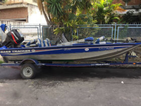 BOTE TRACKER EDICION ESPECIAL PROTEAM 17.5