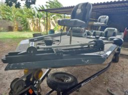 
										BOTE TRITON TS 18 full									