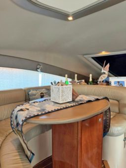 
										CRUISERS YACHTS SPORT SEDAN 50 full									