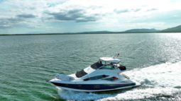 
										CRUISERS YACHTS SPORT SEDAN 50 full									