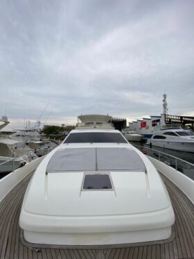 FERRETTI 81