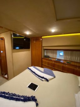 
										FERRETTI 81 full									