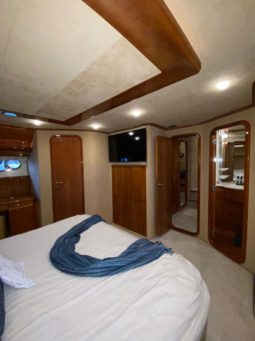 
										FERRETTI 81 full									