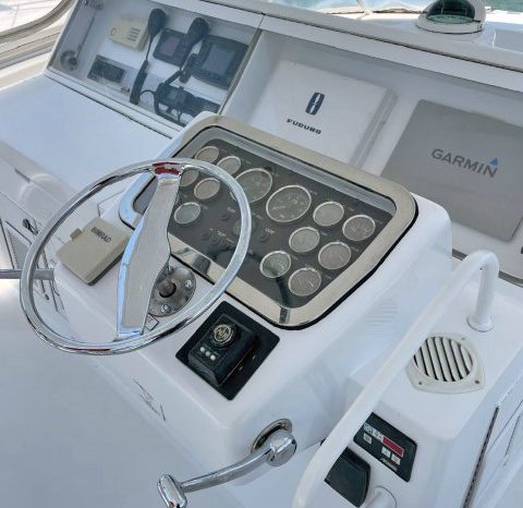 
								HATTERAS CONVERTIBLE 50 full									