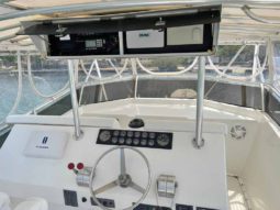 
										HATTERAS CONVERTIBLE 53 full									