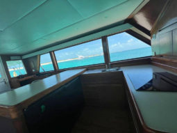 
										HATTERAS CONVERTIBLE 53 full									