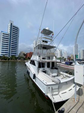 HATTERAS CONVERTIBLE SPORT FISHERMAN 42