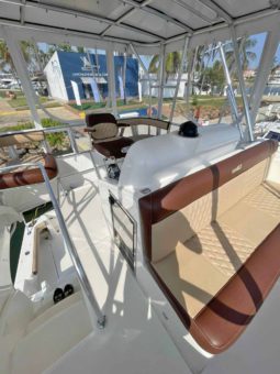 
										LUHRS CONVERTIBLE 35 full									