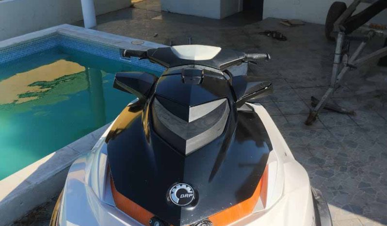 
								MOTO DE AGUA SEA DOO GTI full									