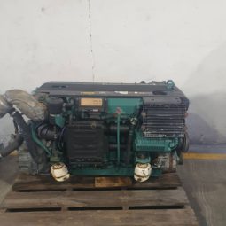 
										PAREJA MOTOR VOLVO PENTA 370HP full									