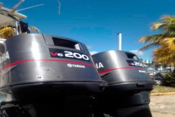 
										PAREJA MOTORES YAMAHA V6 200HP full									