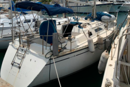 
										VELERO HUNTER 31.5 full									