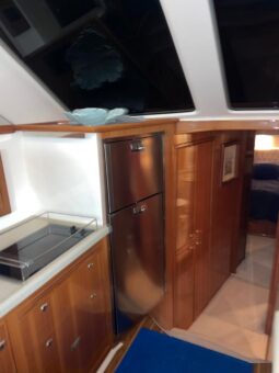 
										RIVIERA FLYBRIDGE 42 full									