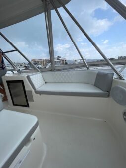 
										RIVIERA FLYBRIDGE 42 full									