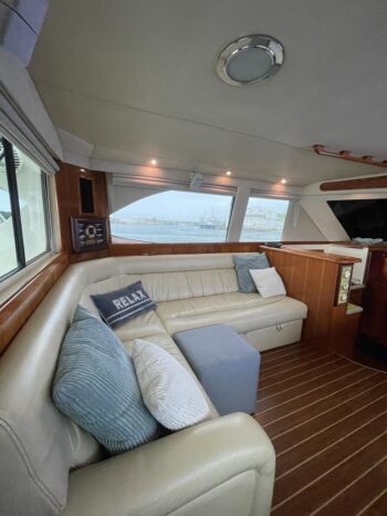 
								RIVIERA FLYBRIDGE 42 full									