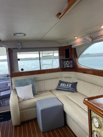 
								RIVIERA FLYBRIDGE 42 full									