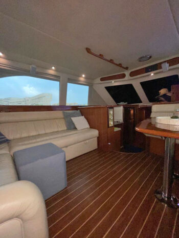 
								RIVIERA FLYBRIDGE 42 full									