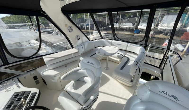 
								SEA RAY SEDAN BRIDGE 44 full									