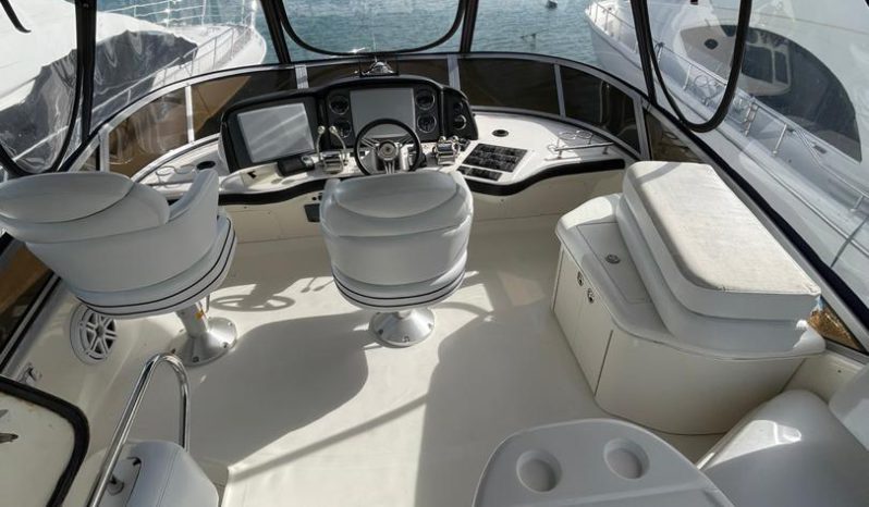 
								SEA RAY SEDAN BRIDGE 44 full									