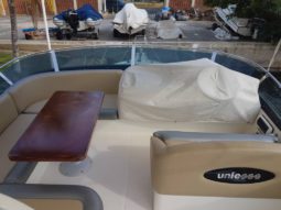 
										UNIESSE 44 FLY full									