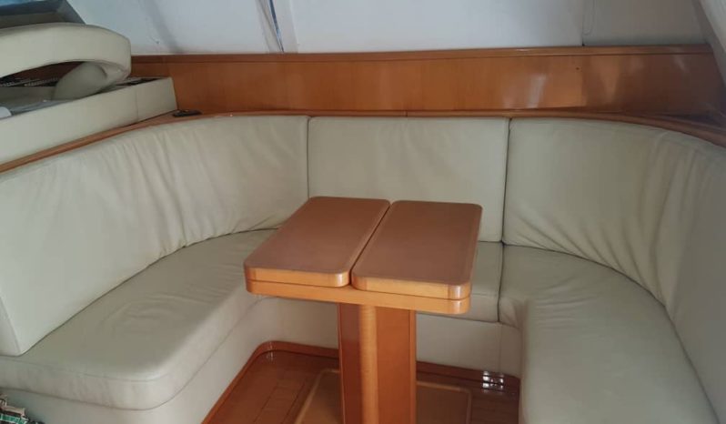 
								UNIESSE 44 FLY full									