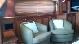 
										LUHRS 41 full									