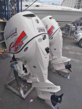 PAREJA MOTORES EVINRUDE E-TEC 200HP