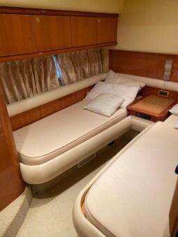 
										AZIMUT 55 full									