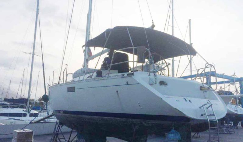 
								BENETEAU OCEANIS 390 full									