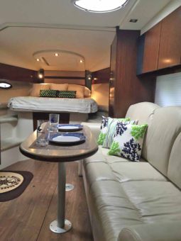 
										CRUISERS YACHTS 35.9 full									