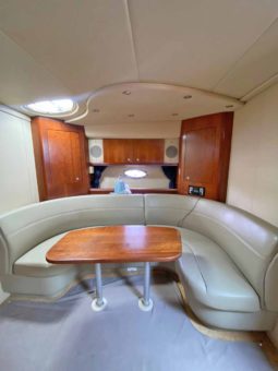 
										CRUISERS YACHTS 370 full									