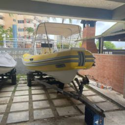 
										DINGHY CARIBE DL 17 full									