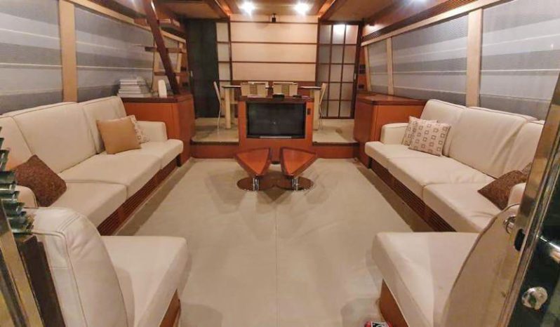 
								FERRETTI 73 full									