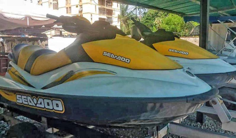 
								MOTOS SEA DOO MOROCHAS S/T Y SEA DOO CON TURBO full									