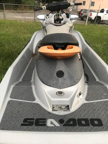 
								MOTOS SEA DOO MOROCHAS S/T Y SEA DOO CON TURBO full									