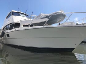 RIVIERA SPORT FISHERMAN ENCLOSED BRIDGE 58