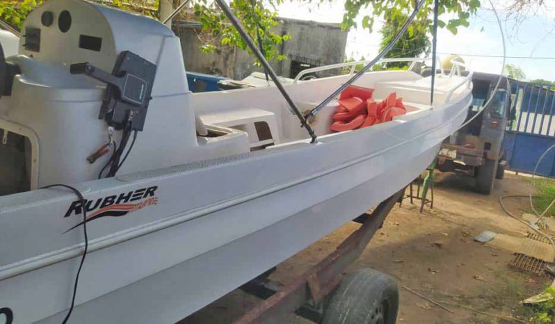 
								RUBHER MARINE AVENTURA 24 full									