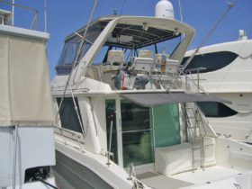 SEA RAY FLYBRIDGE 550