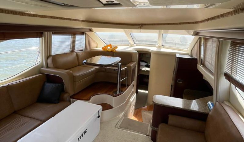 
								SEA RAY SEDAN BRIDGE 44 full									