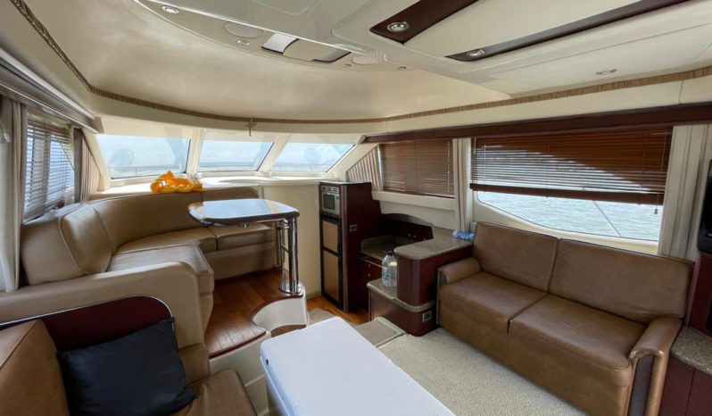 
								SEA RAY SEDAN BRIDGE 44 full									