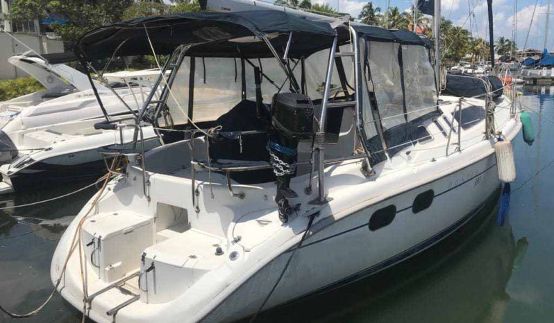 
								VELERO HUNTER 38 full									