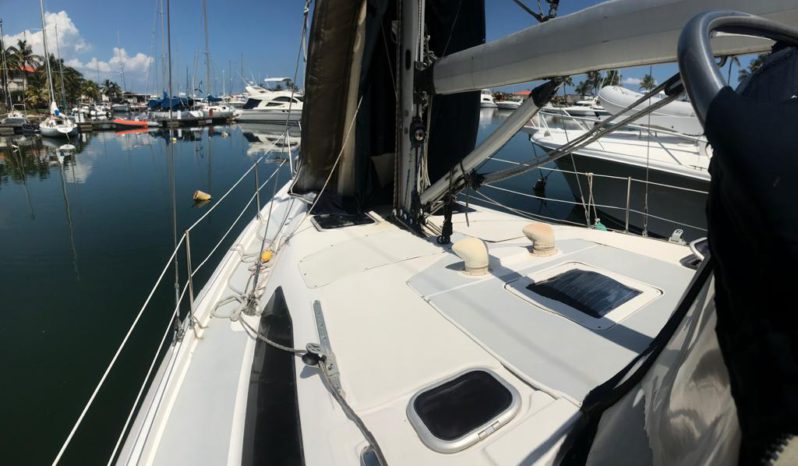 
								VELERO HUNTER 38 full									