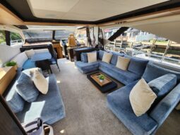 
										AZIMUT 77S full									