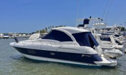 
										CRUISERS YACHTS COUPE 42 full									