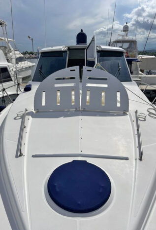 
								CRUISERS YACHTS COUPE 42 full									