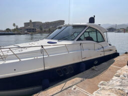 
										CRUISERS YACHTS COUPE 42 full									